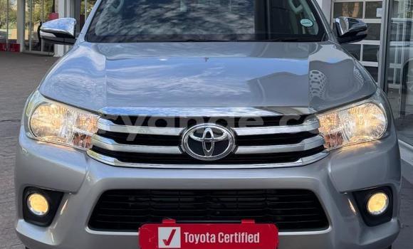 Buy Used Toyota Hilux Silver Car in Gobabis in Omaheke