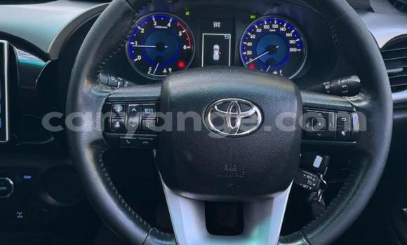 Buy Used Toyota Hilux Silver Car in Gobabis in Omaheke Buy Used Toyota Hilux Silver Car in Gobabis in Omaheke