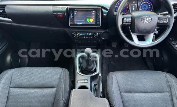 Buy Used Toyota Hilux Silver Car in Gobabis in Omaheke Buy Used Toyota Hilux Silver Car in Gobabis in Omaheke