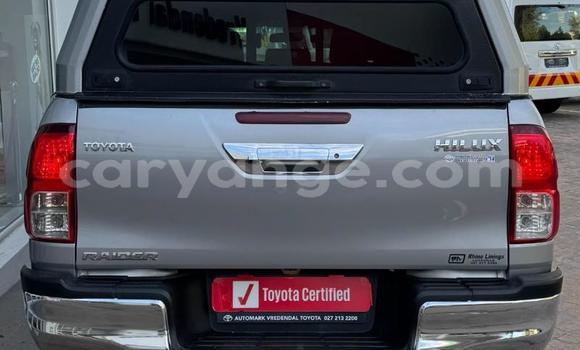 Buy Used Toyota Hilux Silver Car in Gobabis in Omaheke Buy Used Toyota Hilux Silver Car in Gobabis in Omaheke