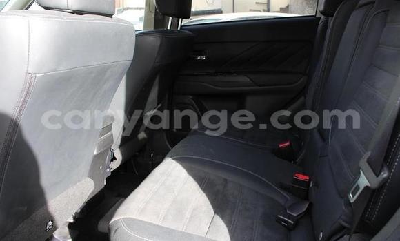 Acheter Occasion Voiture Mitsubishi Outlander Blanc à Warmbad, Karas Acheter Occasion Voiture Mitsubishi Outlander Blanc à Warmbad, Karas