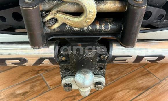 Buy Used Toyota Hilux White Car in Gobabis in Omaheke Buy Used Toyota Hilux White Car in Gobabis in Omaheke