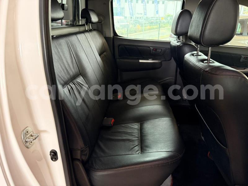 Big with watermark toyota hilux omaheke gobabis 25578