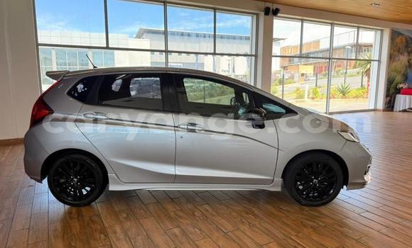 Buy Used Honda Jazz Silver Car in Gobabis in Omaheke Buy Used Honda Jazz Silver Car in Gobabis in Omaheke