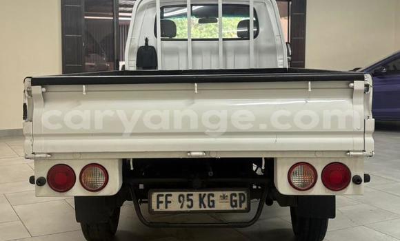 Buy Used Kia K7 White Car in Gobabis in Omaheke Buy Used Kia K7 White Car in Gobabis in Omaheke