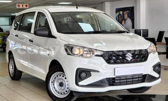 Buy Used Suzuki Ertiga White Car in Gobabis in Omaheke Buy Used Suzuki Ertiga White Car in Gobabis in Omaheke