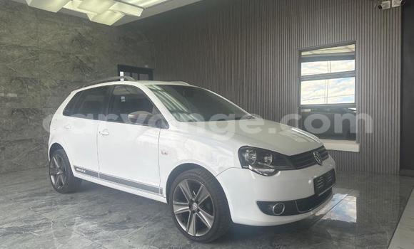 Buy Used Volkswagen Polo White Car in Gobabis in Omaheke