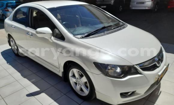 Buy Used Honda Civic White Car in Gobabis in Omaheke Buy Used Honda Civic White Car in Gobabis in Omaheke