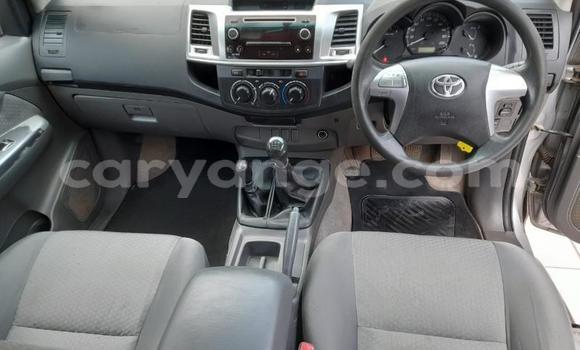 Buy Used Toyota Hilux Silver Car in Gobabis in Omaheke Buy Used Toyota Hilux Silver Car in Gobabis in Omaheke