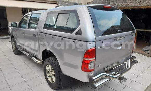 Buy Used Toyota Hilux Silver Car in Gobabis in Omaheke Buy Used Toyota Hilux Silver Car in Gobabis in Omaheke