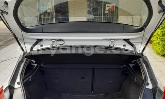 Buy Used BMW 1-Series White Car in Gobabis in Omaheke Buy Used BMW 1-Series White Car in Gobabis in Omaheke