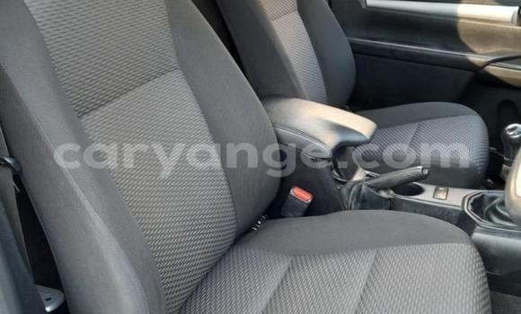Buy Used Toyota Hilux Silver Car in Gobabis in Omaheke Buy Used Toyota Hilux Silver Car in Gobabis in Omaheke