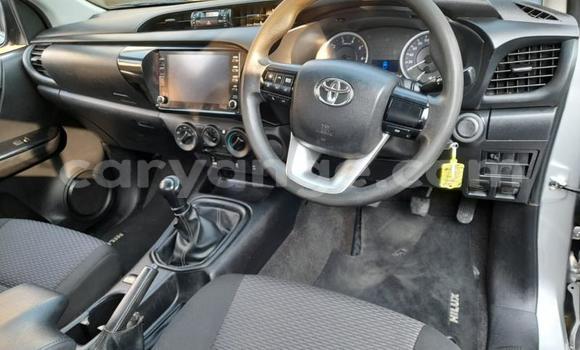Buy Used Toyota Hilux Silver Car in Gobabis in Omaheke Buy Used Toyota Hilux Silver Car in Gobabis in Omaheke