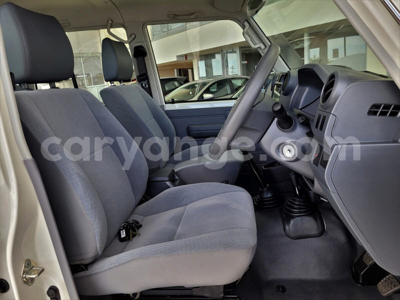 Big with watermark toyota land cruiser omaheke gobabis 25609