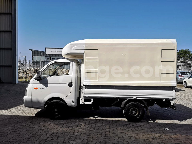 Big with watermark hyundai h1 omaheke gobabis 25610
