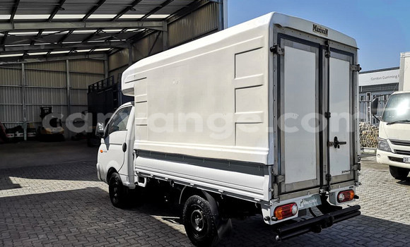 Buy Used Hyundai H1 White Car in Gobabis in Omaheke Buy Used Hyundai H1 White Car in Gobabis in Omaheke