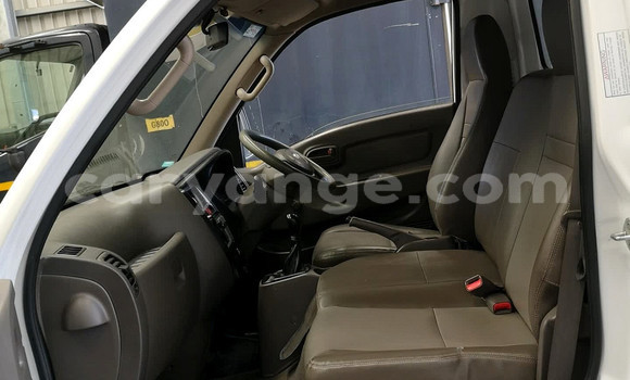 Buy Used Hyundai H1 White Car in Gobabis in Omaheke Buy Used Hyundai H1 White Car in Gobabis in Omaheke