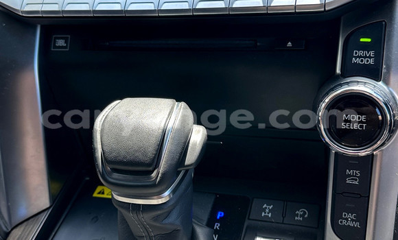 Buy Used Toyota Land Cruiser Silver Car in Gobabis in Omaheke Buy Used Toyota Land Cruiser Silver Car in Gobabis in Omaheke