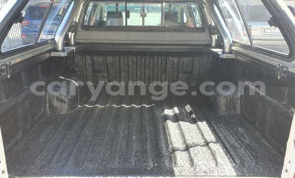 Buy Used Toyota Hilux White Car in Gobabis in Omaheke Buy Used Toyota Hilux White Car in Gobabis in Omaheke