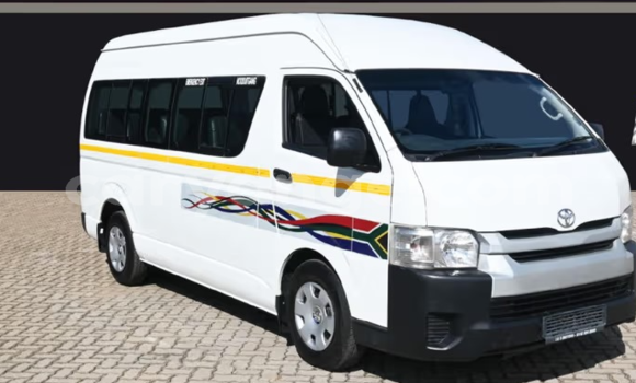 Buy Used Toyota IST White Car in Rehoboth in Hardap