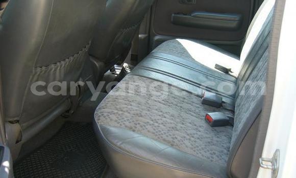 Buy Used Toyota Hilux White Car in Rehoboth in Hardap Buy Used Toyota Hilux White Car in Rehoboth in Hardap