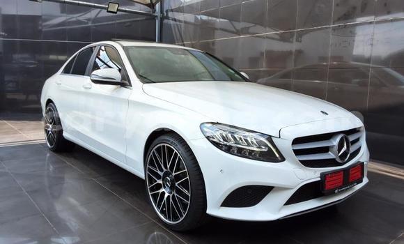 Acheter Occasion Voiture Mercedes-Benz C–Class Blanc à Gobabis, Omaheke Acheter Occasion Voiture Mercedes-Benz C–Class Blanc à Gobabis, Omaheke