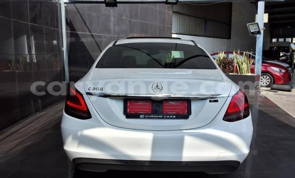 Acheter Occasion Voiture Mercedes-Benz C–Class Blanc à Gobabis, Omaheke Acheter Occasion Voiture Mercedes-Benz C–Class Blanc à Gobabis, Omaheke
