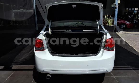 Acheter Occasion Voiture Chevrolet Cruze Blanc à Gobabis, Omaheke Acheter Occasion Voiture Chevrolet Cruze Blanc à Gobabis, Omaheke