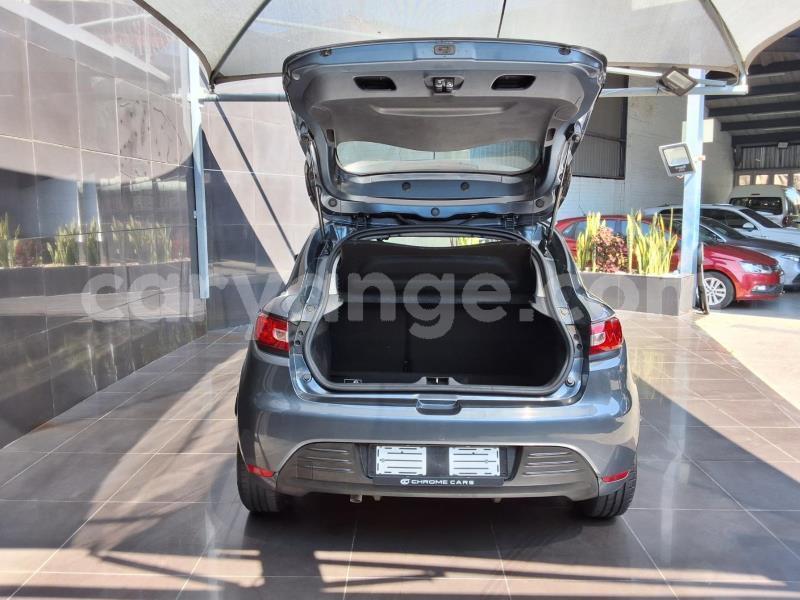 Big with watermark renault clio omaheke gobabis 25625