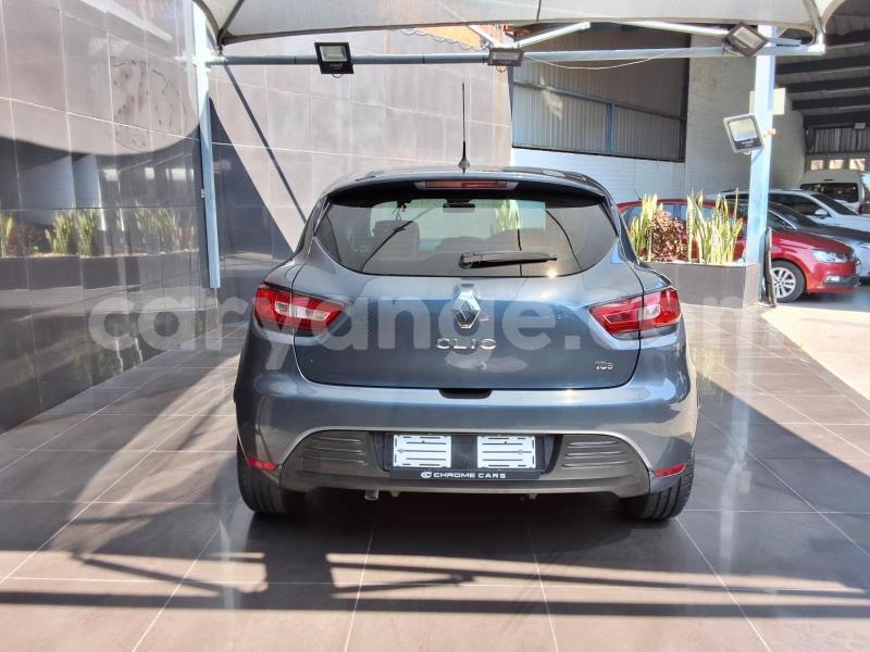 Big with watermark renault clio omaheke gobabis 25625
