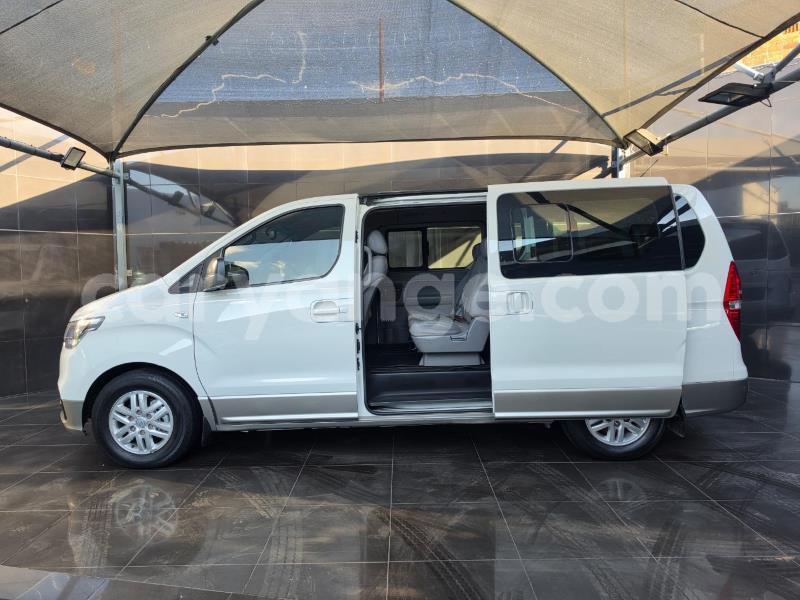 Big with watermark hyundai h1 omaheke gobabis 25628