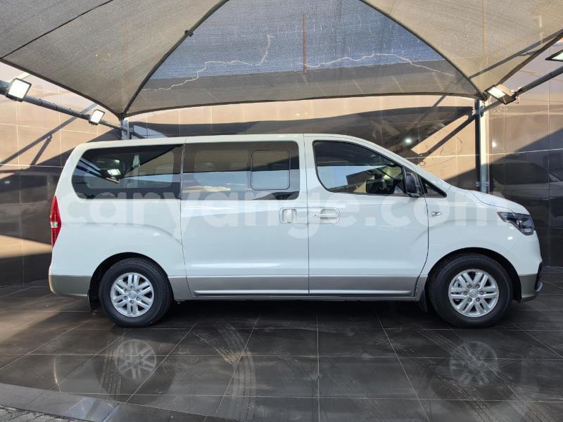 Big with watermark hyundai h1 omaheke gobabis 25628