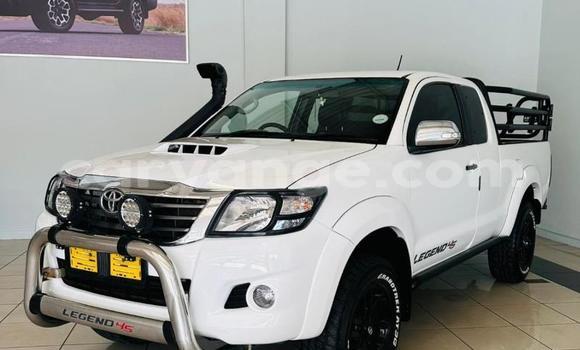 Acheter Occasion Voiture Toyota Hilux Blanc à Gobabis, Omaheke Acheter Occasion Voiture Toyota Hilux Blanc à Gobabis, Omaheke