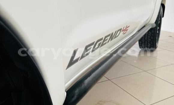 Acheter Occasion Voiture Toyota Hilux Blanc à Gobabis, Omaheke Acheter Occasion Voiture Toyota Hilux Blanc à Gobabis, Omaheke