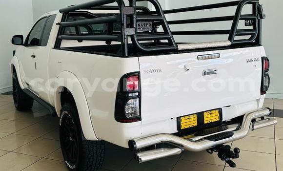 Acheter Occasion Voiture Toyota Hilux Blanc à Gobabis, Omaheke Acheter Occasion Voiture Toyota Hilux Blanc à Gobabis, Omaheke