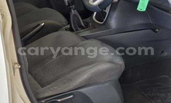 Acheter Occasion Voiture Ford Fiesta Blanc à Gobabis, Omaheke Acheter Occasion Voiture Ford Fiesta Blanc à Gobabis, Omaheke