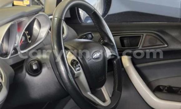 Acheter Occasion Voiture Ford Fiesta Blanc à Gobabis, Omaheke Acheter Occasion Voiture Ford Fiesta Blanc à Gobabis, Omaheke