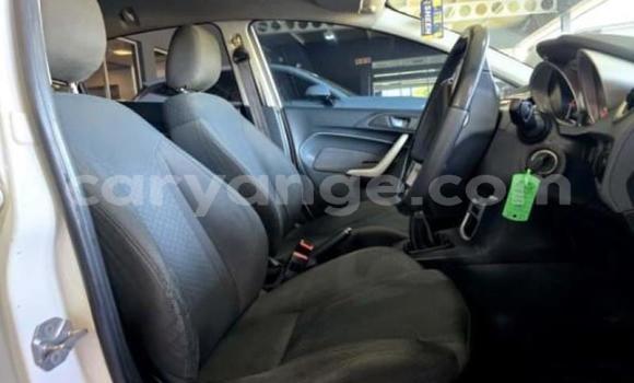 Acheter Occasion Voiture Ford Fiesta Blanc à Gobabis, Omaheke Acheter Occasion Voiture Ford Fiesta Blanc à Gobabis, Omaheke