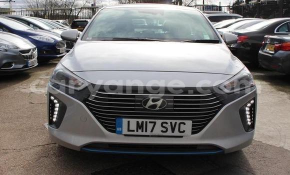 Acheter Occasion Voiture Hyundai IONIQ Gris à Windhoek, Namibie Acheter Occasion Voiture Hyundai IONIQ Gris à Windhoek, Namibie