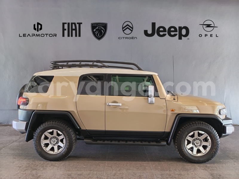 Big with watermark toyota fj cruiser omaheke gobabis 25634