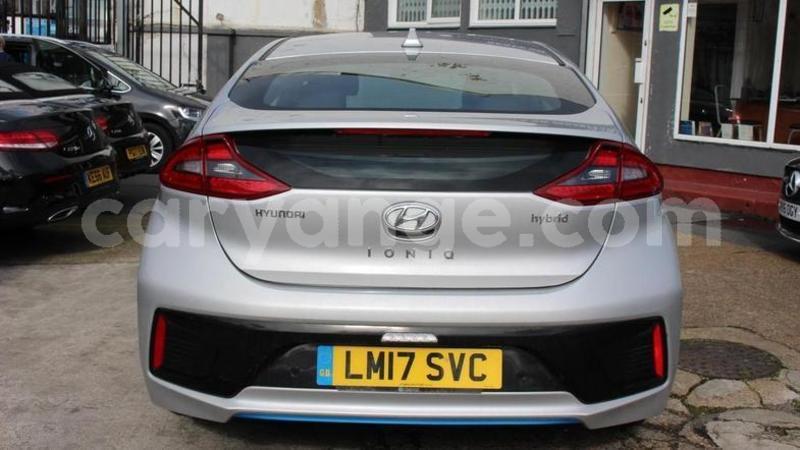 Big with watermark 2017 hyundaiioniq 1.6 gdi premium dct 5dr 3