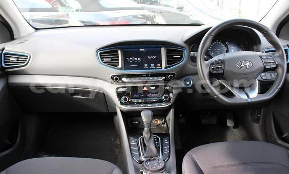 Acheter Occasion Voiture Hyundai IONIQ Gris à Windhoek, Namibie Acheter Occasion Voiture Hyundai IONIQ Gris à Windhoek, Namibie