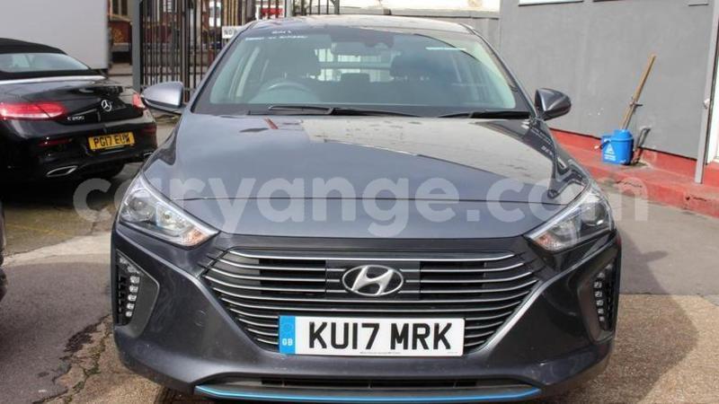 Big with watermark 2017 hyundaiioniq 1.6 gdi se dct 5dr 2