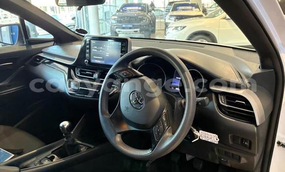 Acheter Occasion Voiture Toyota C-HR Blanc à Gobabis, Omaheke Acheter Occasion Voiture Toyota C-HR Blanc à Gobabis, Omaheke