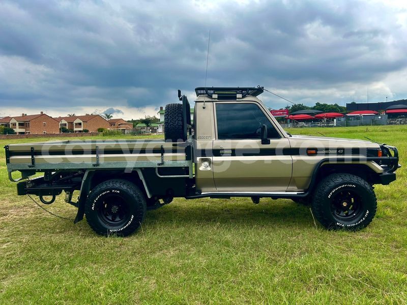 Big with watermark toyota land cruiser namibia windhoek 25641