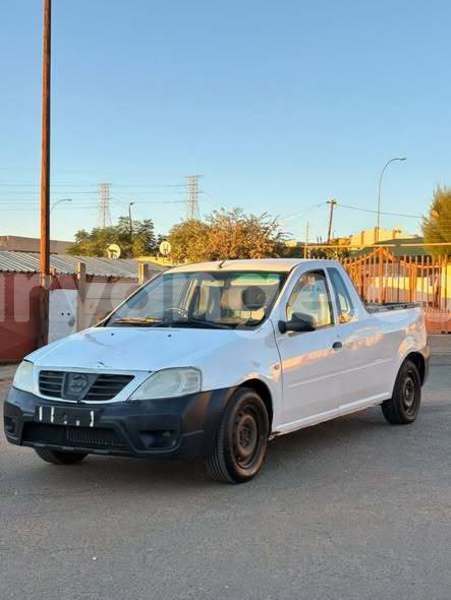 Big with watermark nissan np 300 namibia windhoek 25655