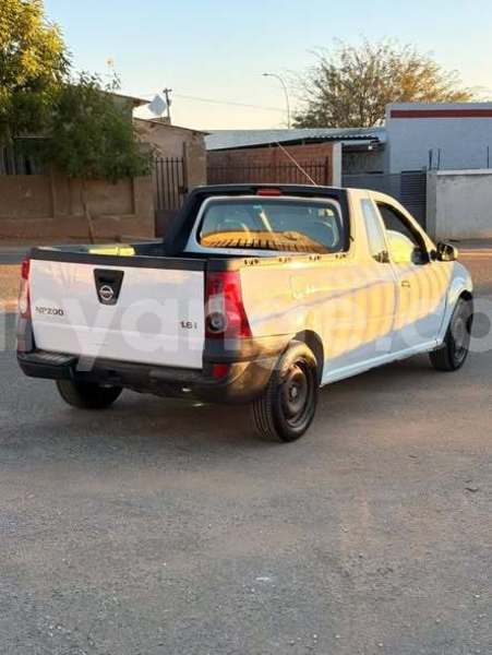 Big with watermark nissan np 300 namibia windhoek 25655