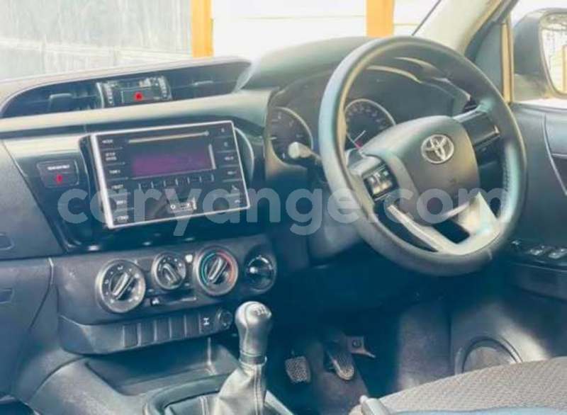 Big with watermark toyota hilux namibia windhoek 25672