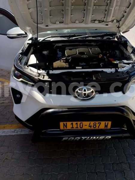 Big with watermark toyota fortuner namibia windhoek 25680