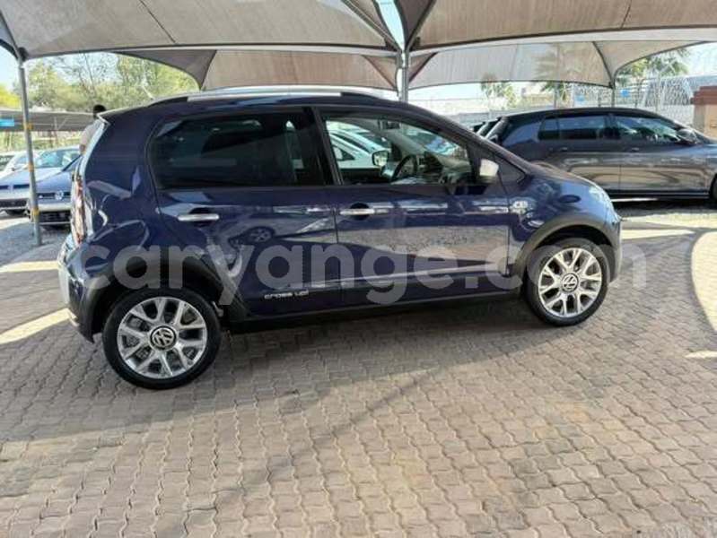 Big with watermark toyota crown namibia windhoek 25685